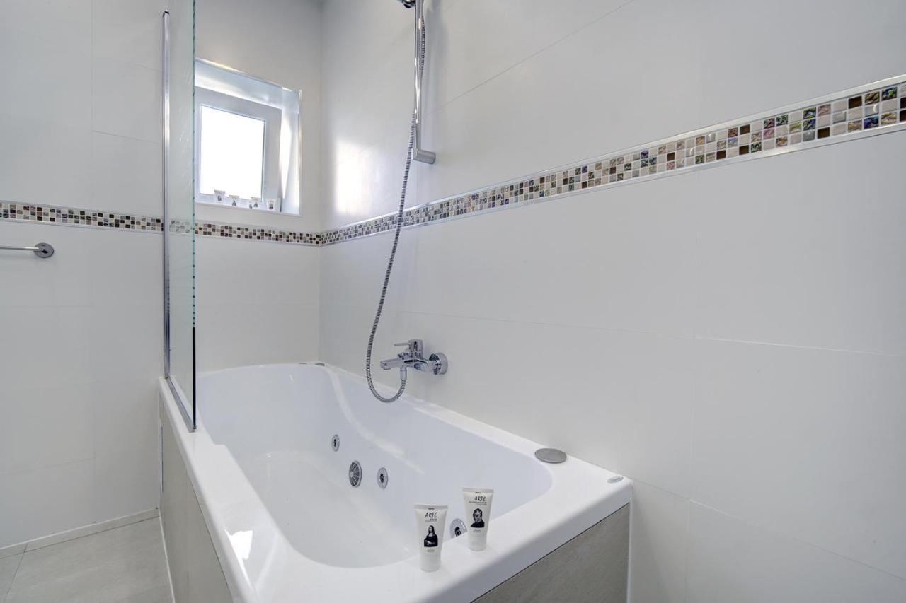 Westminster Puerto Banus Marina Apartment Marbella Exterior foto