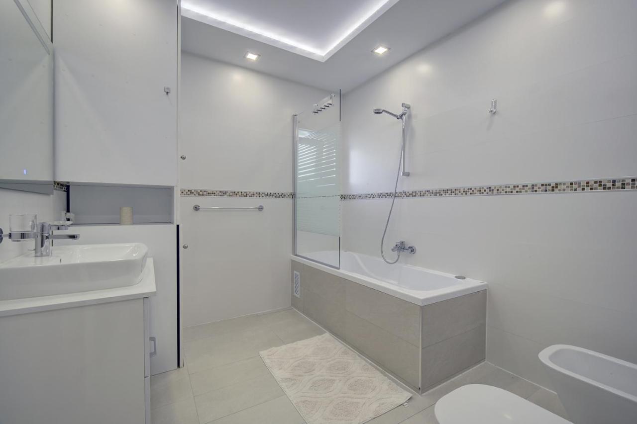 Westminster Puerto Banus Marina Apartment Marbella Exterior foto